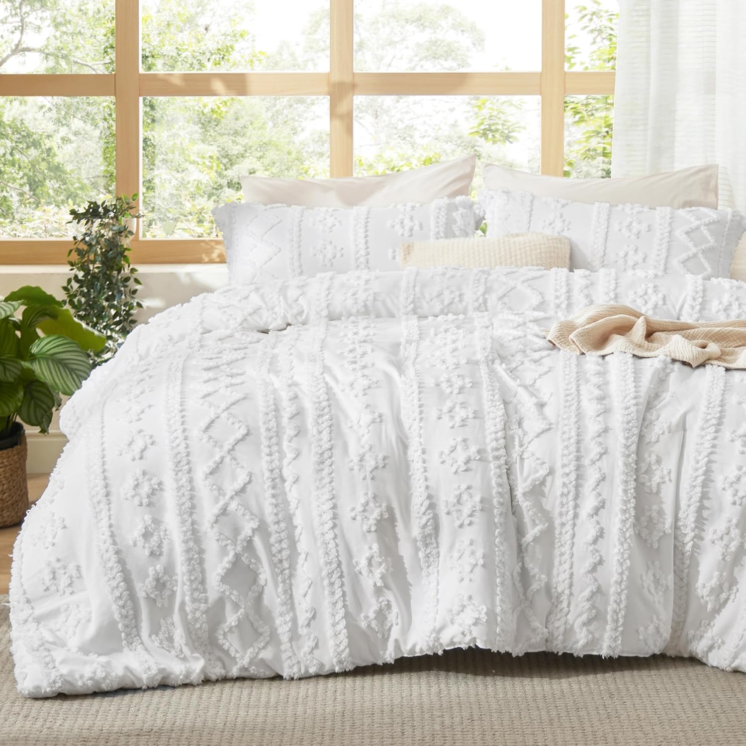 Bedsure Tufted Boho Comforter Set Queen Size - Linen Boho Bed Set, GentleSoft™ 3 Pieces Farmhouse-Style Embroidery Bedding, Gifts for Woman