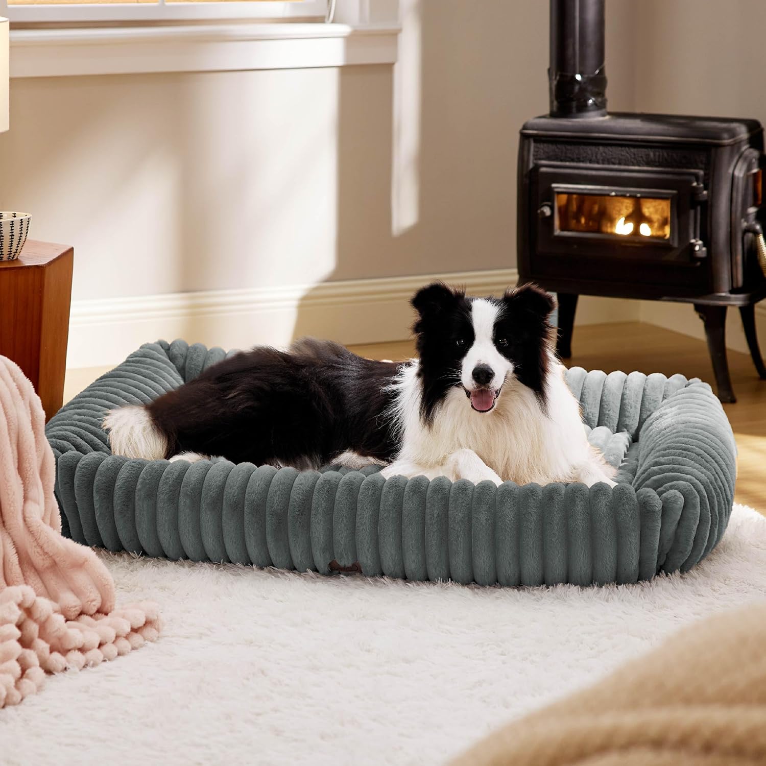 Bedsure ComfyFleece™ Cute Dog Beds Large Sized Dog Washable, 36in Blush Pink, Furry Big Square Pet Beds, Washable Aesthetic