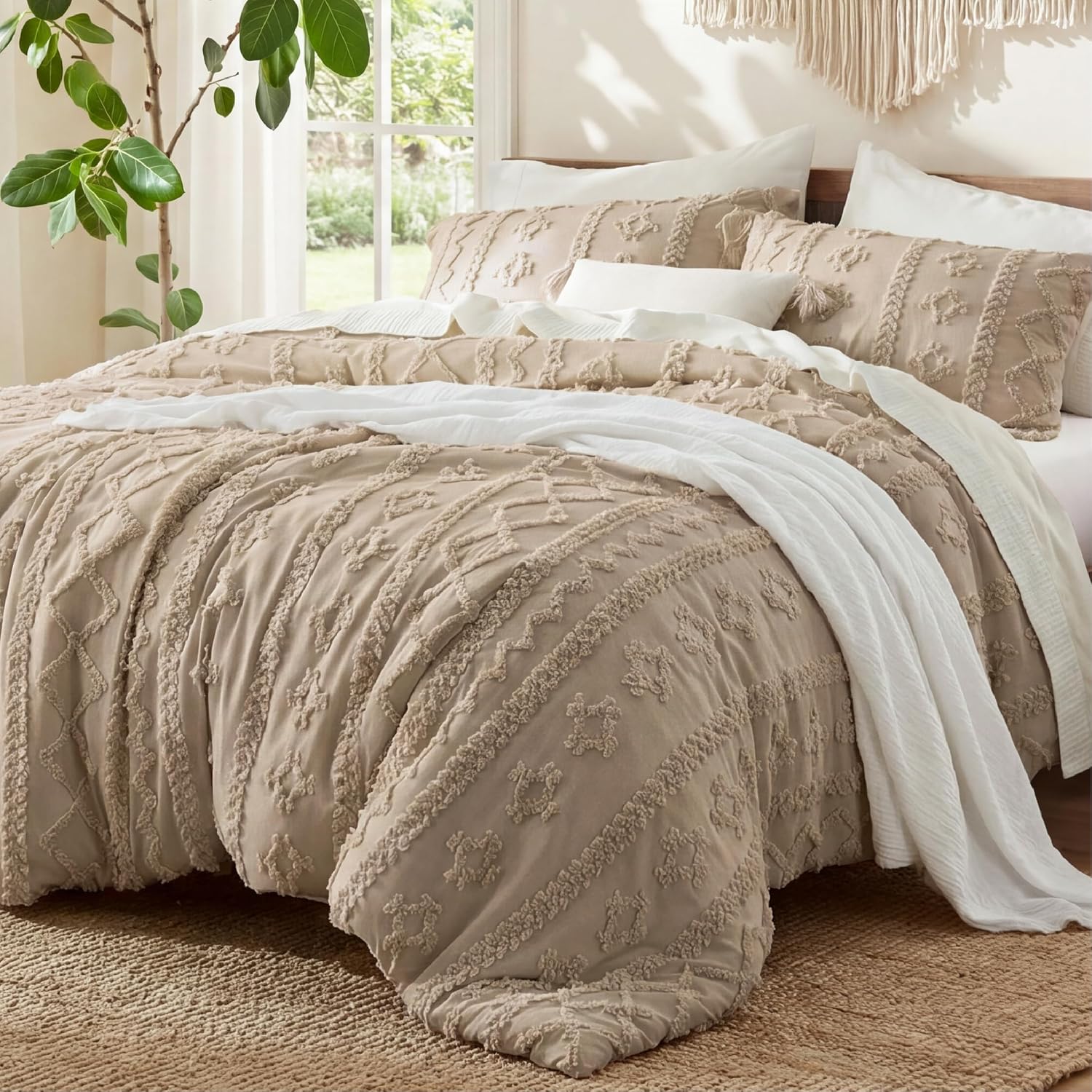 Bedsure Tufted Boho Comforter Set Queen Size - Linen Boho Bed Set, GentleSoft™ 3 Pieces Farmhouse-Style Embroidery Bedding, Gifts for Woman